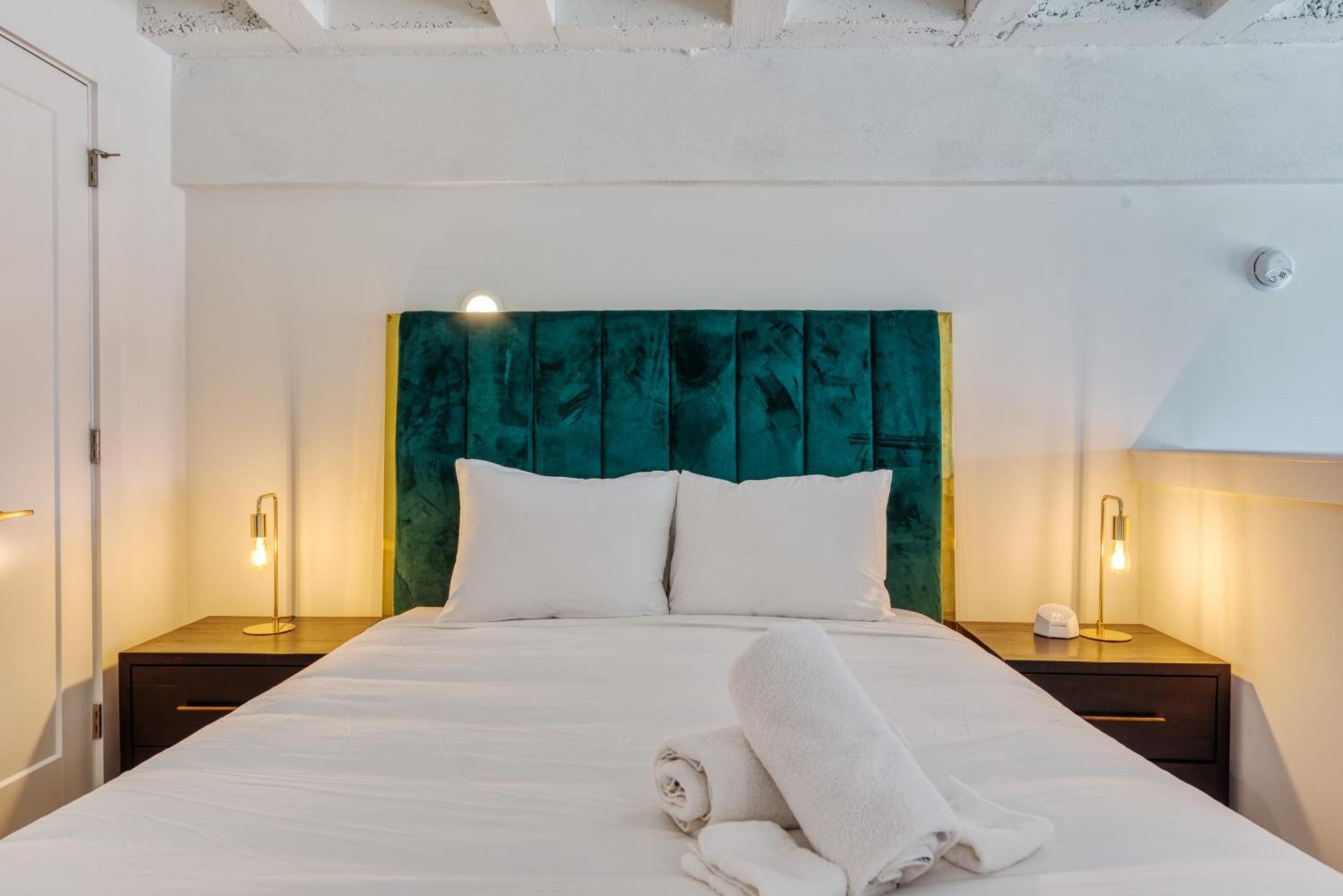 Aparthotel Sosuite At West Lofts - West